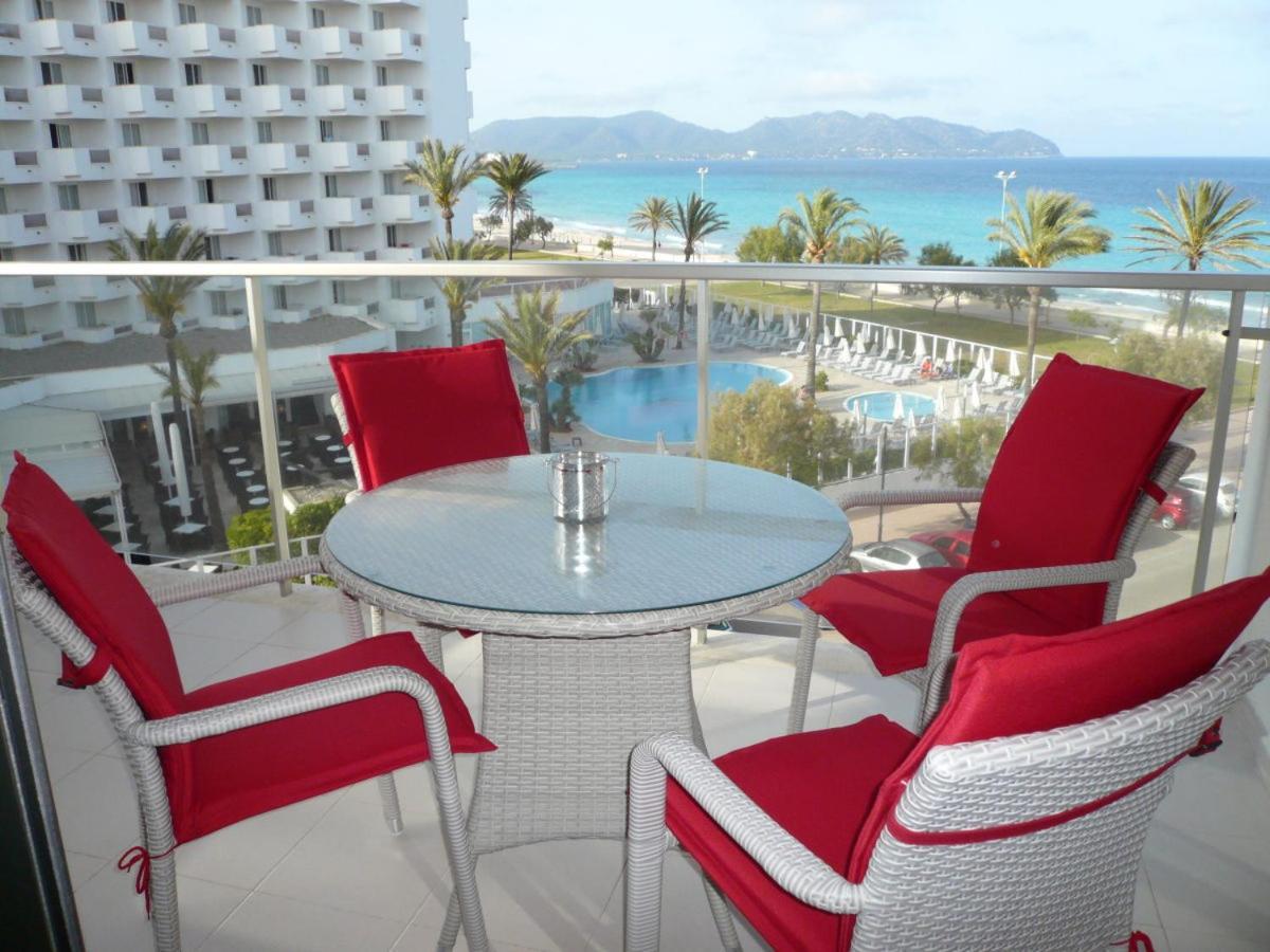 Modern Apartment With Stunning Sea View Cala Millor  Bagian luar foto